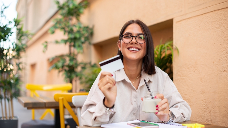 Top 5 Best Credit Cards For Students In Canada